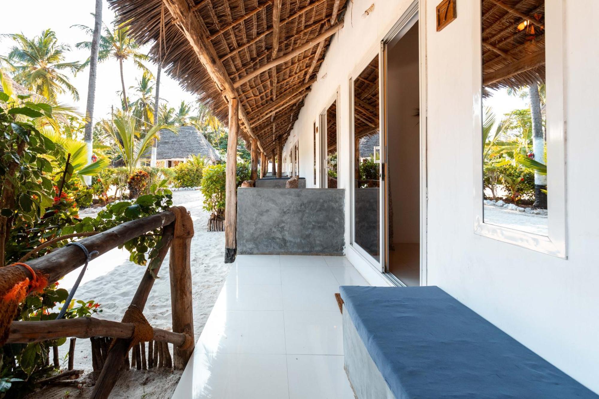 Maisha Matamu Beach Hotel Paje Exteriör bild